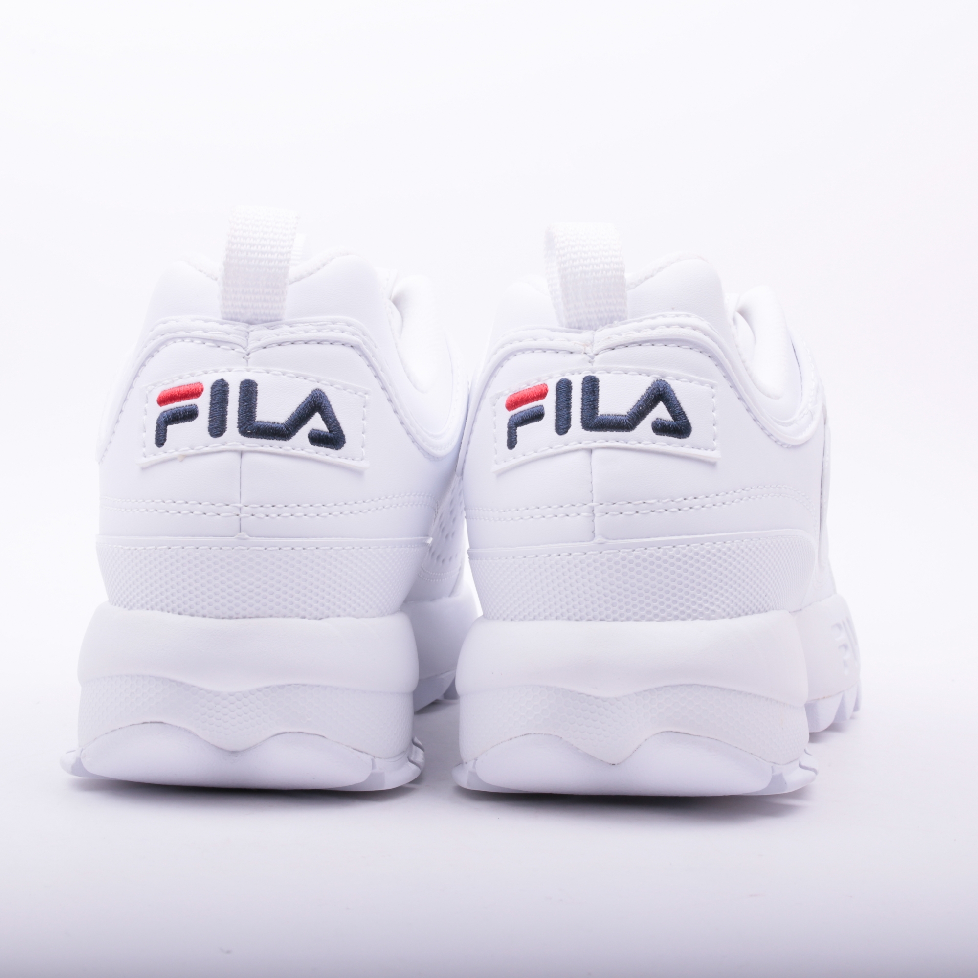 fila disruptor size 4 white